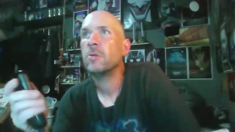 Snapshot of _longfellow chatting on June 8, 1:50 am That guy online show from June 8, 1:50 am