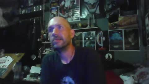 Snapshot of _longfellow chatting on June 16, 4:48 am That guy online show from June 16, 4:48 am