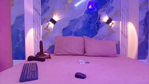 Lorrayne online show from November 6, 12:06 pm