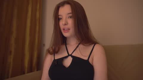 Snapshot of _lovelyen chatting on September 15, 1:05 am Alice online show from September 15, 1:05 am