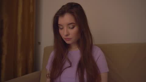 Snapshot of _lovelyen chatting on October 31, 3:07 am Alice online show from October 31, 3:07 am