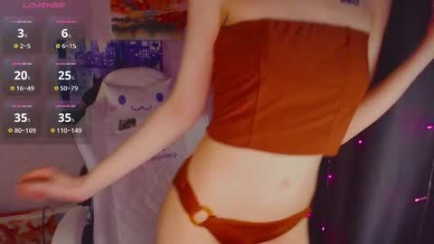 Lu online show from May 22, 6:13 pm