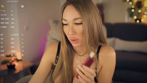 Melanie online show from October 27, 12:20 pm