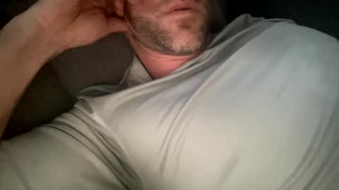 Snapshot of _lululeo_ chatting on April 22, 2:36 am _lululeo_ online show from April 22, 2:36 am