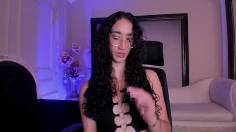 Snapshot of _luna_dupont_ chatting on January 15, 11:19 pm  Luna  online show from January 15, 11:19 pm