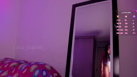 Snapshot of _luna_dupont_ chatting on September 19, 8:09 pm  Luna  online show from September 19, 8:09 pm