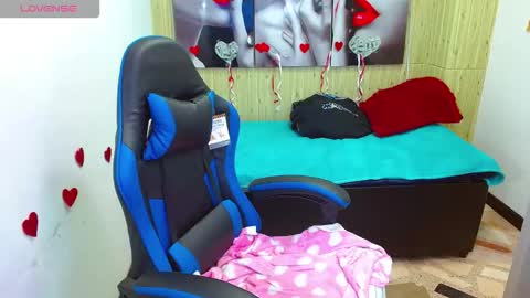 Snapshot of _luna_torres chatting on February 18, 5:03 am luna torres online show from February 18, 5:03 am