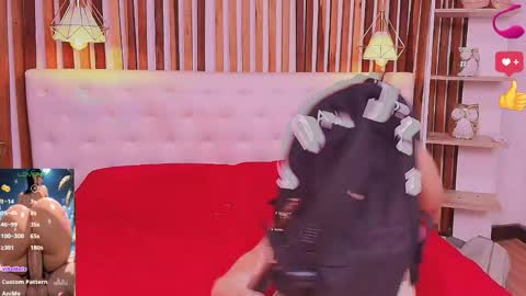Snapshot of _malikaa_ chatting on April 27, 1:09 pm malka online show from April 27, 1:09 pm