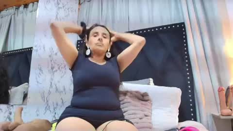 Snapshot of _marcela__ chatting on July 1, 11:34 am _marcela__ online show from July 1, 11:34 am