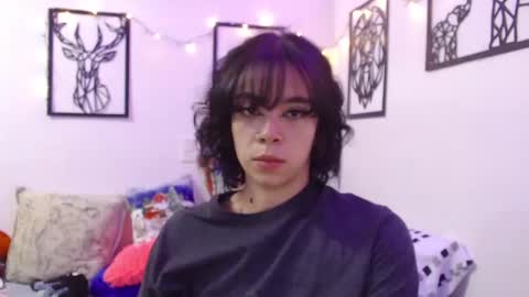 Marce  online show from December 11, 1:05 am