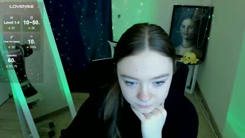 Snapshot of _margoqueen_ chatting on April 24, 6:38 am Margo online show from April 24, 6:38 am