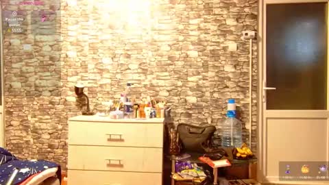  Mari  online show from December 24, 7:39 am