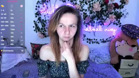 Scarlett online show from December 5, 1:20 pm