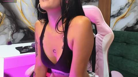 _marianhills45 online show from April 11, 7:45 am