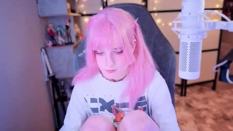 Mariko online show from November 16, 3:06 pm