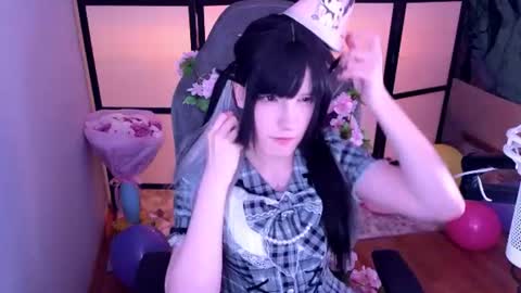 Snapshot of _mariko_ chatting on June 22, 3:09 pm Mariko online show from June 22, 3:09 pm