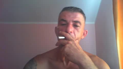 Snapshot of _marrrio chatting on July 19, 7:34 am _marrrio online show from July 19, 7:34 am