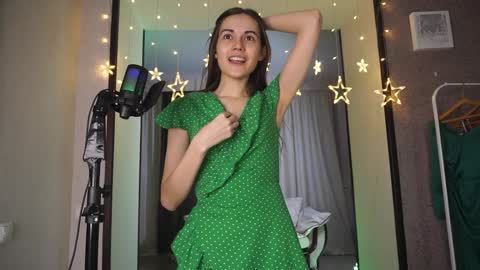 Snapshot of _marvelous_time_ chatting on December 7, 10:06 pm Gwen online show from December 7, 10:06 pm
