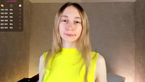 Snapshot of _marvelous_time_ chatting on October 11, 3:28 am Gwen online show from October 11, 3:28 am