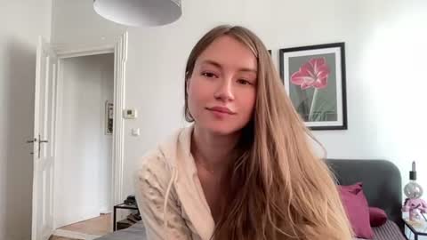 Snapshot of _mavka chatting on July 5, 2:35 pm Elisa online show from July 5, 2:35 pm