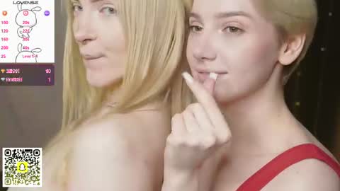 Snapshot of _medal_of_horny_ chatting on June 12, 6:45 am Elva and Kate online show from June 12, 6:45 am