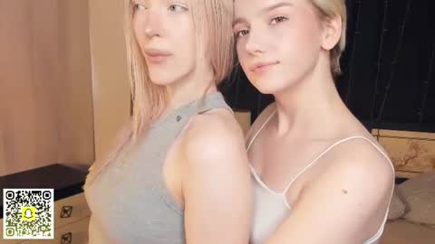 Snapshot of _medal_of_horny_ chatting on June 24, 6:34 am Elva and Kate online show from June 24, 6:34 am