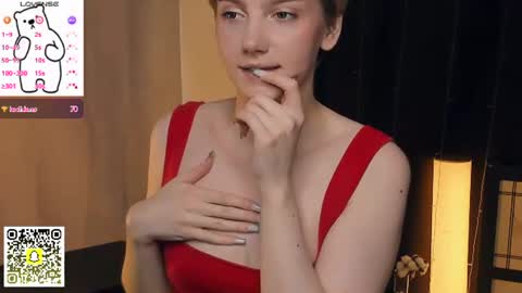 Snapshot of _medal_of_horny_ chatting on June 25, 6:29 am Elva and Kate online show from June 25, 6:29 am