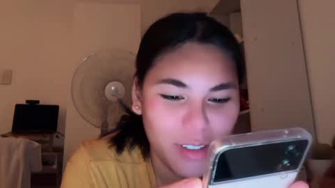 Snapshot of _meganvalle chatting on June 7, 7:45 am Megan online show from June 7, 7:45 am