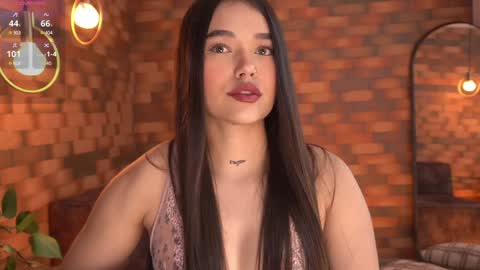 Snapshot of _meghan_gomez1_ chatting on March 6, 3:02 pm online show from March 6, 3:02 pm