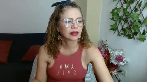 Snapshot of _melisaa_ chatting on December 4, 7:45 pm melisa online show from December 4, 7:45 pm