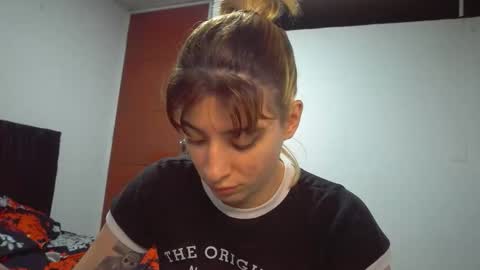 Mia-foster online show from March 31, 1:51 am