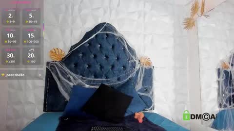 _mia_milf_ online show from October 12, 12:31 am