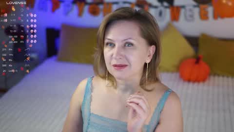 Snapshot of _million_dollarsmile chatting on October 29, 10:28 am _million_dollarsmile online show from October 29, 10:28 am