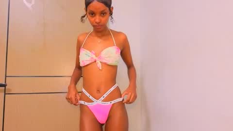 Mimi online show from April 12, 2:27 am