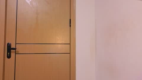 Mimi online show from April 17, 2:14 am