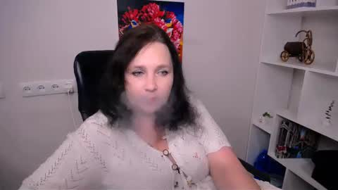 Snapshot of _miranda_sun chatting on July 2, 7:47 am Miranda online show from July 2, 7:47 am