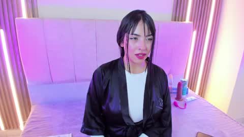 Snapshot of _mishell22 chatting on May 11, 7:44 pm _mishell22 online show from May 11, 7:44 pm