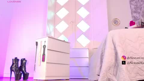Snapshot of _miss_alexxxa chatting on August 2, 7:34 pm _miss_alexxxa online show from August 2, 7:34 pm