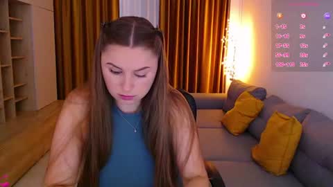 Snapshot of _miss_mia chatting on July 2, 7:03 am Mia online show from July 2, 7:03 am