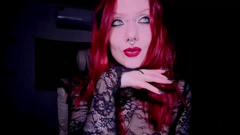 Snapshot of _misseva_ chatting on April 28, 11:21 pm Miss Eva. if anyone in NYK to fuck here is sissy sn - online show from April 28, 11:21 pm