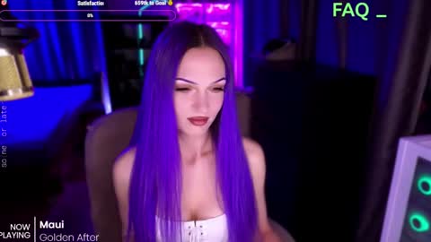 Snapshot of _mistress__ chatting on April 24, 4:42 pm Mistress Milana online show from April 24, 4:42 pm