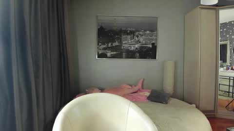 alienmito online show from November 13, 1:04 am