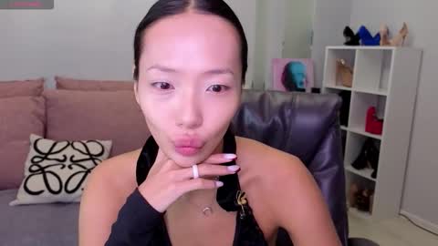 Snapshot of _miura_ chatting on October 10, 1:59 am  MIURA  online show from October 10, 1:59 am
