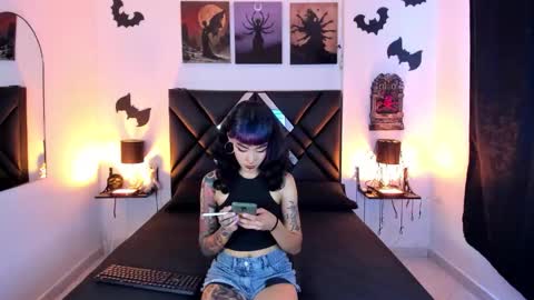 mizuki  online show from November 24, 4:07 pm