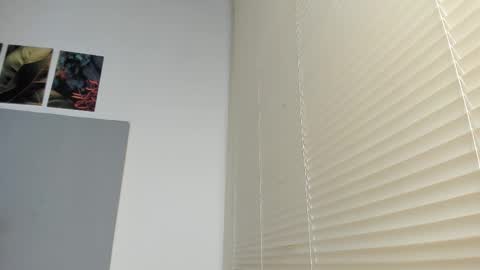 _molly_rosse_ online show from November 6, 11:44 am