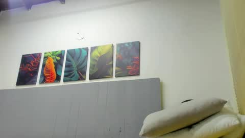 Snapshot of _molly_rosse_ chatting on April 20, 11:57 am _molly_rosse_ online show from April 20, 11:57 am