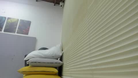 Snapshot of _molly_rosse_ chatting on April 27, 12:03 pm _molly_rosse_ online show from April 27, 12:03 pm