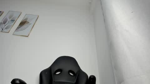 Snapshot of _molly_rosse_ chatting on May 30, 11:51 am _molly_rosse_ online show from May 30, 11:51 am