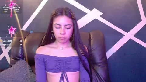 Snapshot of _mollyy chatting on December 6, 2:13 am Molly online show from December 6, 2:13 am