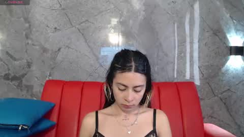Snapshot of _mollyy chatting on August 3, 6:44 pm Molly online show from August 3, 6:44 pm